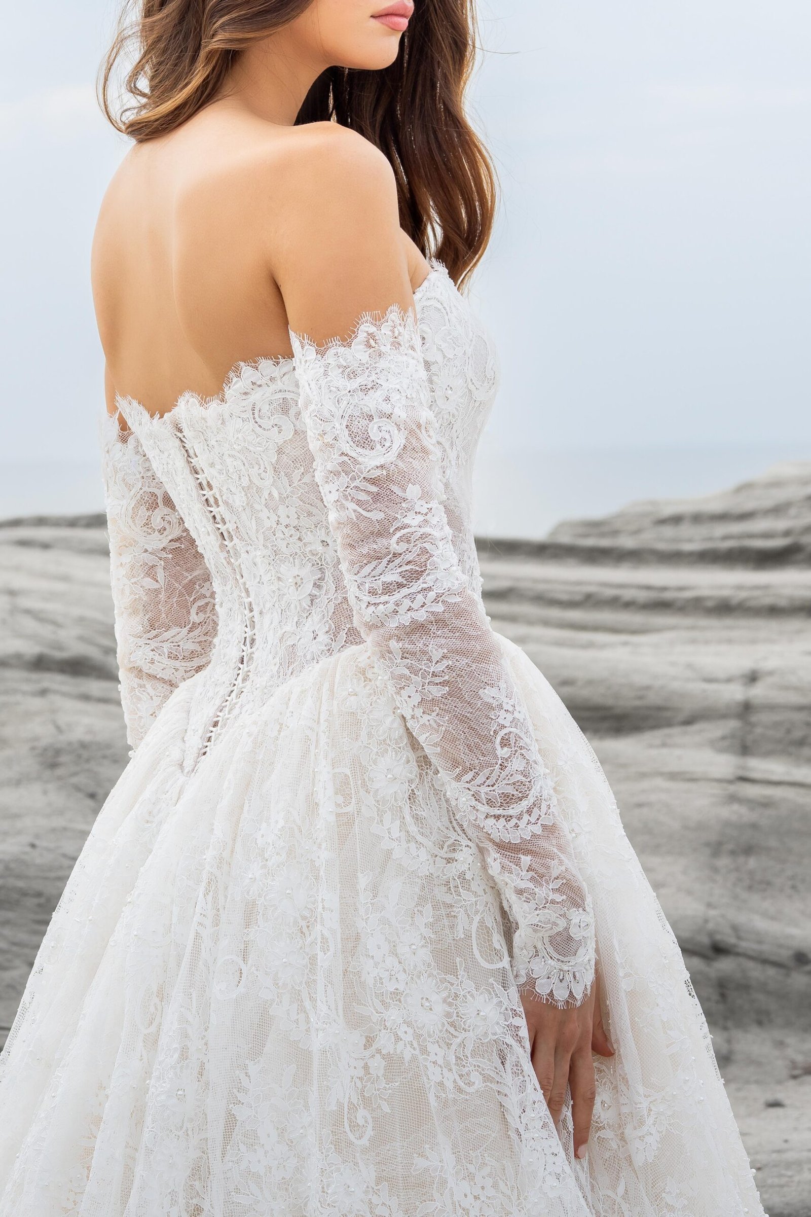 Pure Elegant Vera Model