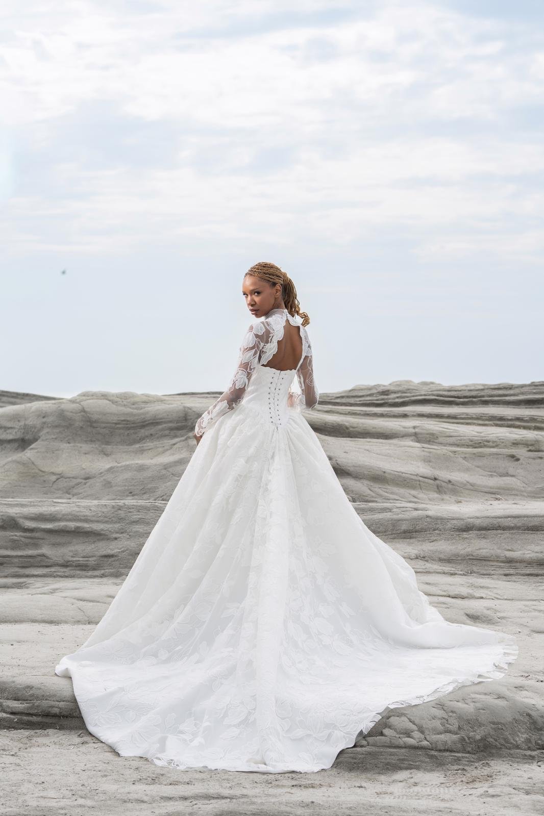 Pure Elegant Valora Model