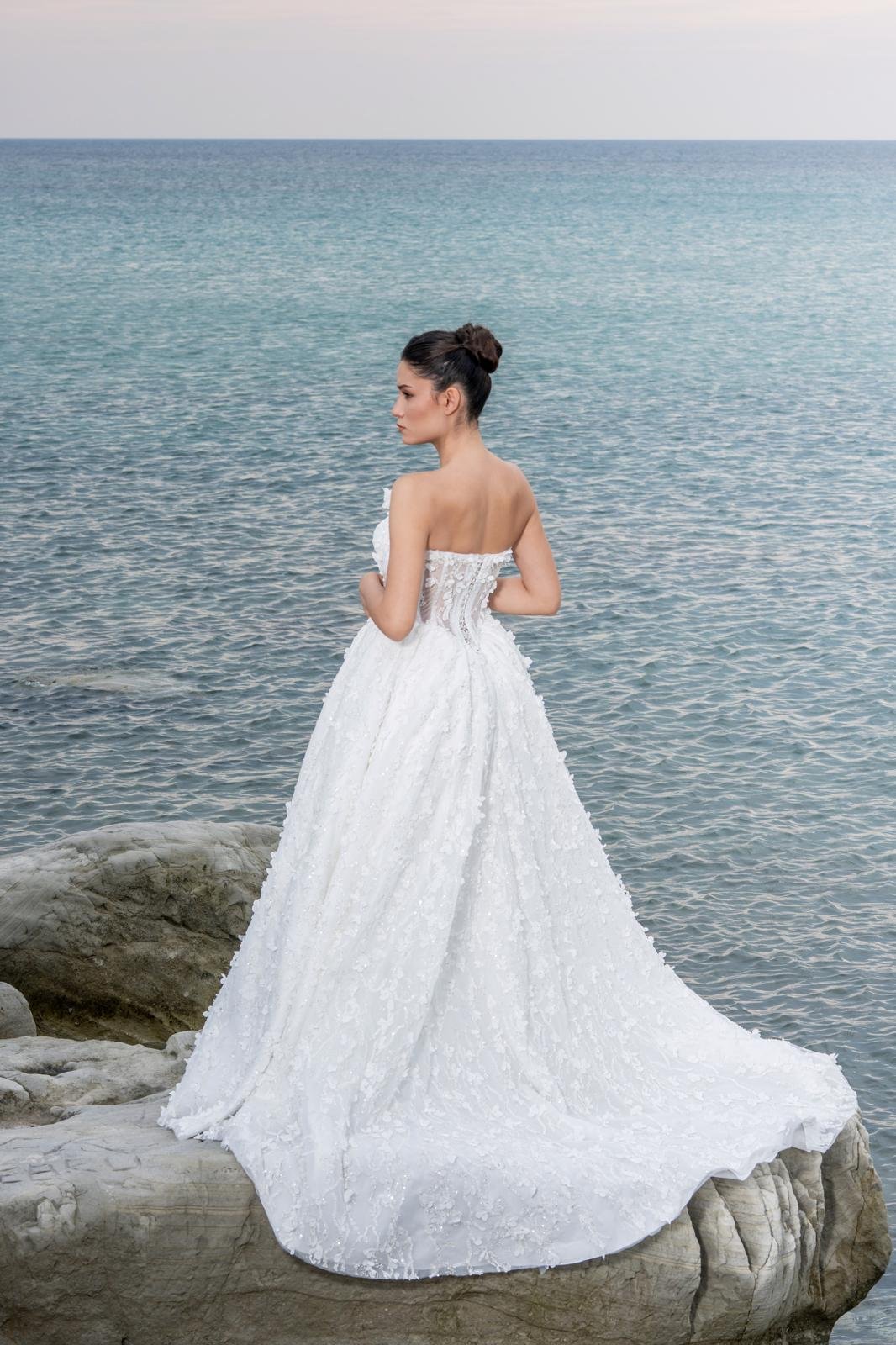 Pure Elegante Aurora Model