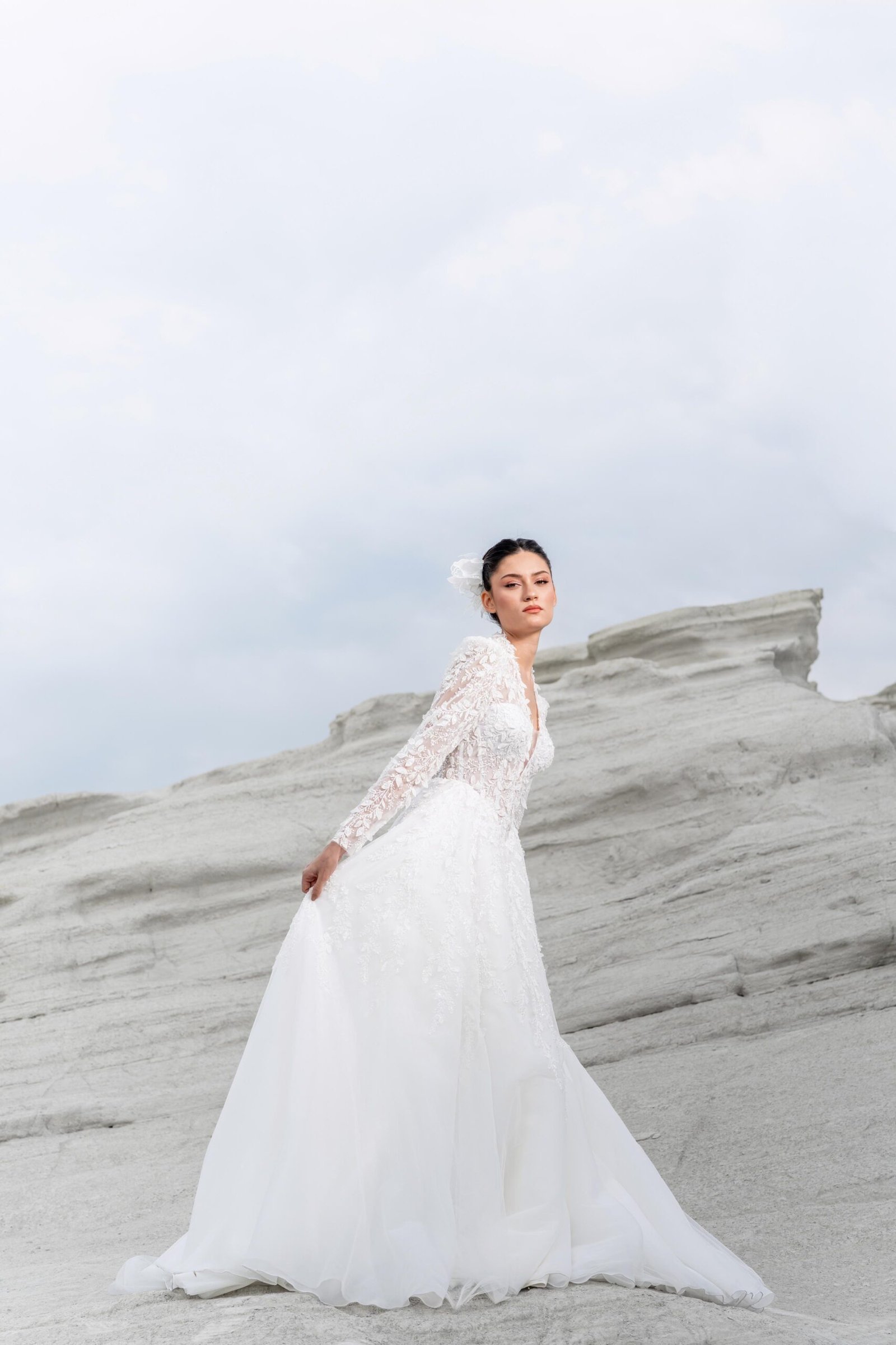 Pure Elegant Isolde Model